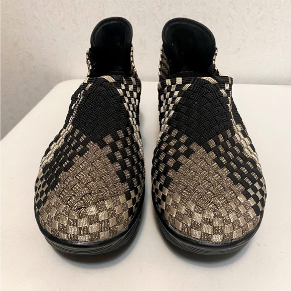 BM Bernie Mev Women’s Gem Platform Wedges Stretch Clogs Slip On Shoes Size 40 - Picture 6 of 15